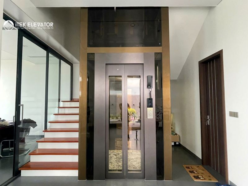 Nhà 4 tầng có nên lắp thang máy không? Ưu, nhược điểm và chi phí