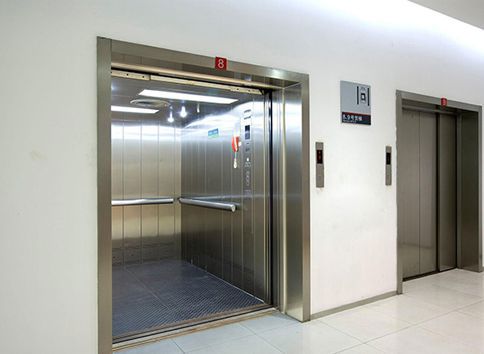 Báo giá thang máy tải hàng 1000kg​