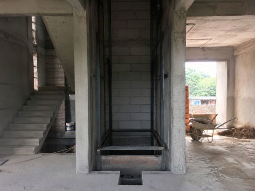 Có nên chừa hố thang máy khi xây nhà